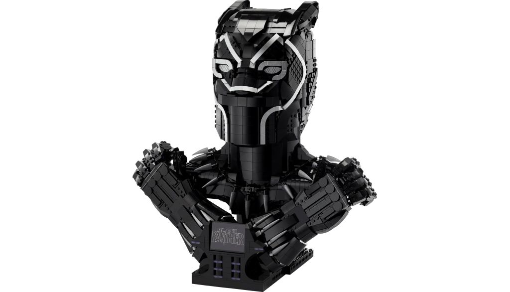 7. Black Panther Bust (76215).jpg