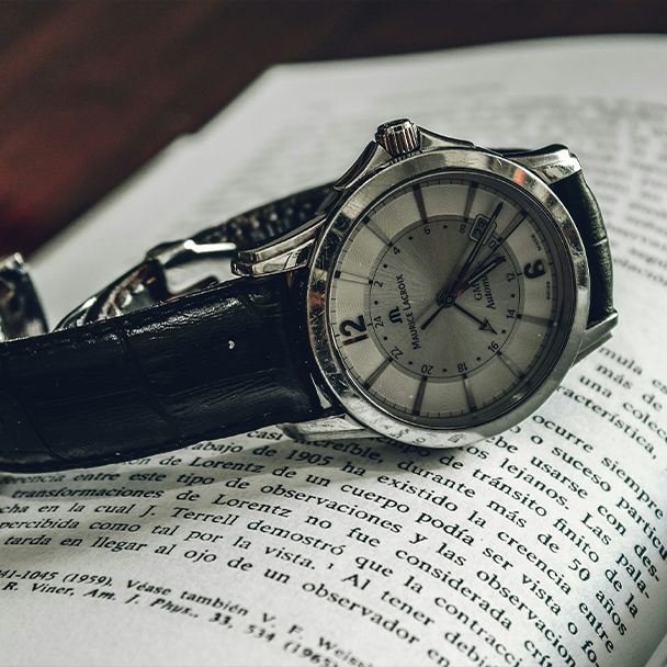 The Ultimate Guide to Watchmaking Books