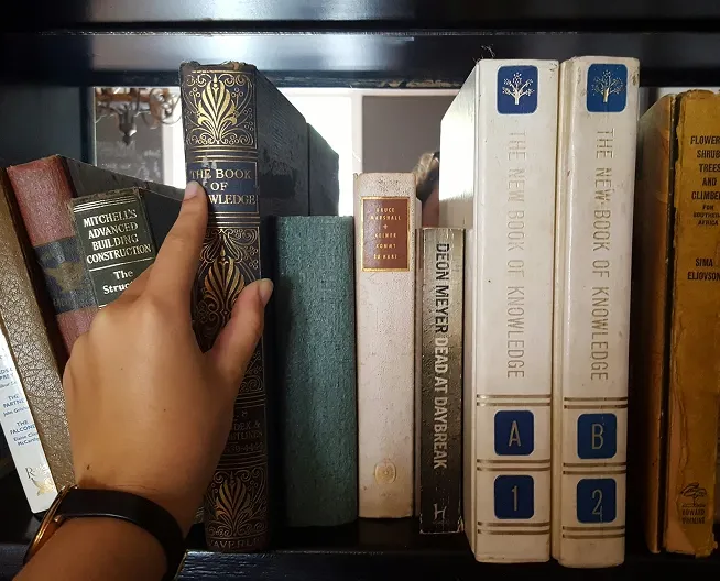 ## Selling Folio Society books made for collectors
